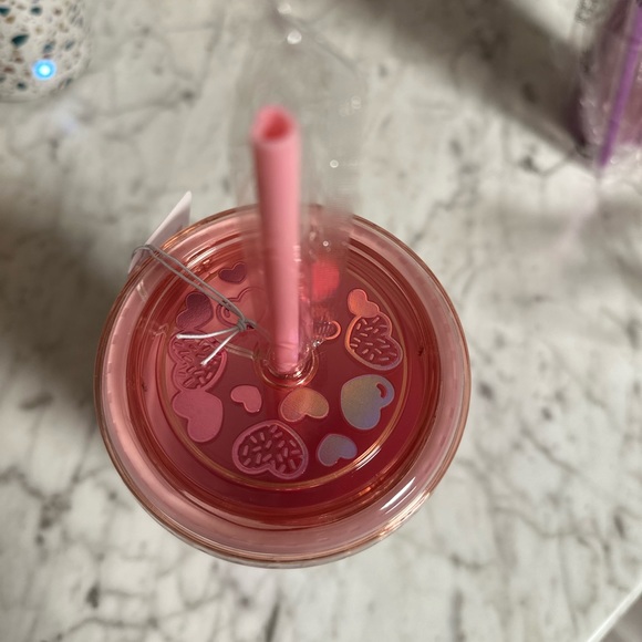 Dunkin Donuts 2024 Valentine’s Day Tumbler with heart shaped straw!! - Picture 2 of 2
